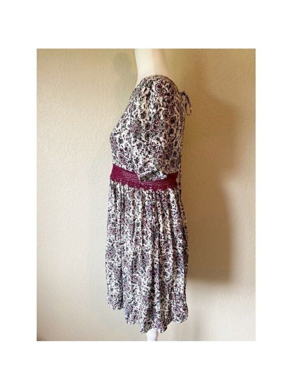 NWT Boutique Floral Dress - Picture 6 of 8